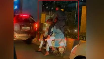 ஒரே ஸ்கூட்டரில் ஆறு பேர்... வைரலான வீடியோ... போலீஸ் என்ன சொன்னாங்க தெரியுமா?