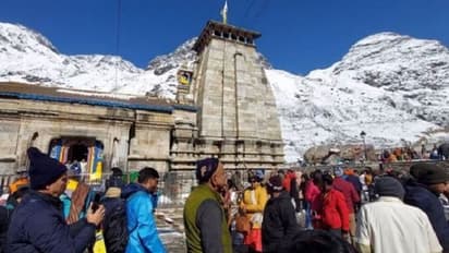 Char Dham Yatra 2024:  Ban on 'making reels' within 50 metre radius of temples, no VIP darshan till May 31