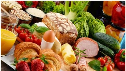 ভুলেও বাচ্চাকে খাওয়াবেন না এই পাঁচটি খাবার, হতে পারে মারাত্মক ক্ষতি