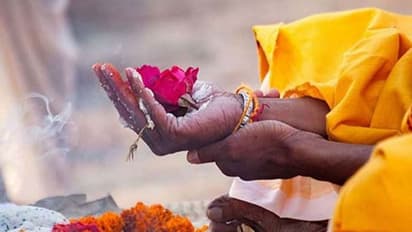 Somvati Amavasya 2022: कब है सोमवती अमावस्या, इस दिन कौन-सा दुर्लभ योग बन रहा है? जानिए इस तिथि का महत्व