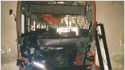 തൃശൂരിൽ അപകടത്തിൽപെട്ട ലോറി കത്തി നശിച്ചു; ആലപ്പുഴയിൽ കെ സ്വിഫ്റ്റ് നിർത്തിയിട്ടിരുന്ന ലോറിയിലിടിച്ചു