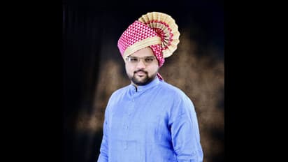 బీజేపీ కాదు.. కాంగ్రెస్-ఎన్సీపీలే మాకు అసలైన శత్రువులు - శివసేన నాయకుడు వికాస్ గోగవాలే