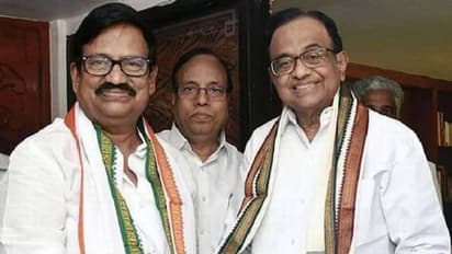 இது என்ன காங்கிரசுக்கு வந்த சோதனை.. திமுக ஒதுக்கிய ஒற்றை சீட்டு.. டெல்லியில் முட்டி மோதும் மூத்த நிர்வாகிகள்.