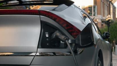 குட்டி 'பிரேக்' போதும்.. சார்ஜ் ஏறிடும்.. நாட்டின் அதிவேக பாஸ்ட் சார்ஜரை இன்ஸ்டால் செய்த கியா..! 