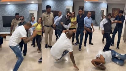 চড়-ঘুষি-ফেলে লাথি, প্লে অফে না ওঠায় শিখর ধওয়ানকে পেটালেন তার বাবা, দেখুন ভাইরাল ভিডিও