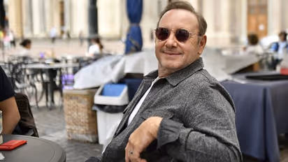 പുരുഷന്മാരെ ബലാത്സം​ഗം ചെയ്ത കേസ്; ഓസ്കർ നേടിയ നടനെതിരെ കുറ്റം ചുമത്തിയതായി ബ്രിട്ടീഷ് പൊലീസ്