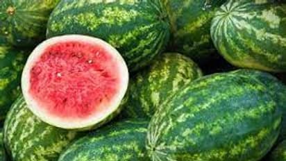 china: பண்டமாற்றுக்கு மாறிய சீனா: பூண்டுக்கு ஒரு வீடு; தர்பூசணிக்கு ஒரு வீடு