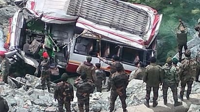 लद्दाख हादसा में सेना ने की बड़ी कार्रवाई, ड्राइवर अहमद शाह पर एफआईआर