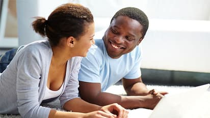 गर्लफ्रेंड बनाते ही भूलकर भी ना बताएं ये 5 बातें, प्यार पर पड़ जाएगा भारी