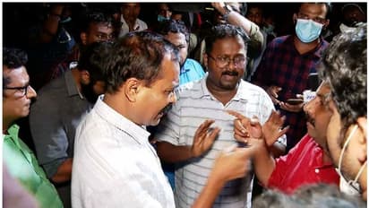 പി.സി.ജോർജിന്റെ സ്വീകരണത്തിനിടെ മാധ്യമപ്രവർത്തകരെ ആക്രമിച്ച സംഭവം; കേസെടുത്ത് പൊലീസ്