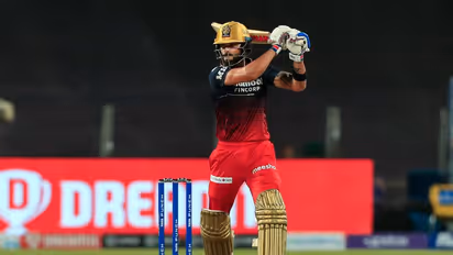 విరాట్ కోహ్లీ 100 కాదు, 110 సెంచరీలు చేస్తాడు! ముందు అతన్ని  గౌరవించండి... పాక్ మాజీ పేసర్ ...