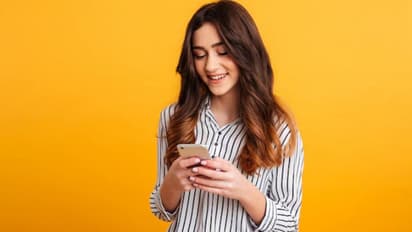 12,000 രൂപയ്ക്ക് താഴെ വിലയുള്ള ചൈനീസ് ഫോണുകൾ നിരോധിക്കില്ലെന്ന് കേന്ദ്രം