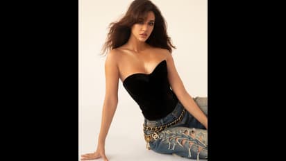 Disha Patani: టైట్ టాప్ లో రెచ్చగొడుతున్న దిశా యవ్వనాలు... సమ్మర్ లో మరింత హీటు పెంచేసిన బోల్డ్ బ్యూటీ!