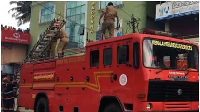 മണർകാട് വസ്ത്ര വ്യാപാര സ്ഥാപനത്തിന്‍റെ ഗോഡൗണിന് തീപിടിച്ചു; 2 ലക്ഷത്തോളം രൂപയുടെ നഷ്ടമെന്ന് കടയുടമ 