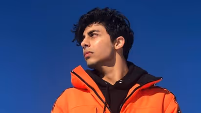 Shocking! SRK's son Aryan Khan, pal Arbaaz Merchant named as accused in drugs case FIR at last minute