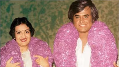 அச்சு அசல் இளம் வயது ரஜினிகாந்த் போலவே இருக்கும் தனுஷ் மகன்! பேரன்களுடன் தலைவர்... லேட்டஸ்ட் புகைப்படம் வைரல்!