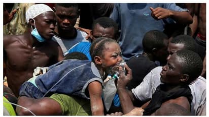 നൈജീരിയൻ പള്ളിയിൽ സൗജന്യ വസ്ത്രവിതരണം; ​ഗേറ്റ് പൊളിച്ച് ആളുകളെത്തി, തിരക്കിൽ 31 പേർ കൊല്ലപ്പെട്ടു  