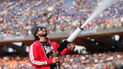 గంగూలీ నన్ను దానికోసం రెండుసార్లు రమ్మన్నాడు.. కానీ నేనే : పీసీబీ ఛీప్ షాకింగ్ కామెంట్స్ 