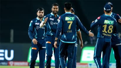 IPL 2023: தோற்றாலும் ஜெயித்தாலும் மீசைய முறுக்கும் மும்பை இந்தியன்ஸ்..! MI vs CSK அணிகளின் உத்தேச ஆடும் லெவன்