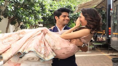 भाग्यश्री के बेटे अभिमन्यु ने सरेआम हीरोइन के साथ की ऐसी हरकत, एक्ट्रेस शर्ली सेतिया शरमाई