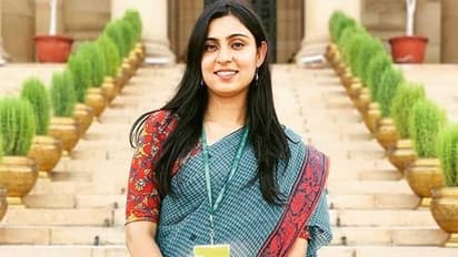 IAS Success Story:फेल होने पर भी निराश नहीं हुईं आईएसएस तेजस्वी, बिना किसी कोचिंग के ऐसे हुईं कामयाब