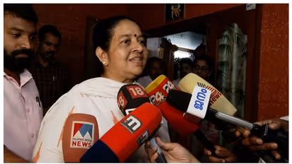 ടിപി വധം സിപിഎം സെക്രട്ടറി വിധിച്ച ക്വട്ടേഷനെന്ന് ഉമ തോമസ്; പരാമര്ശം രേഖയില് നിന്ന് മാറ്റണമെന്ന് ഭരണപക്ഷം