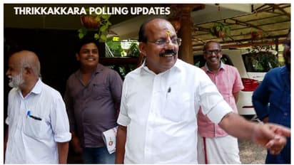 'കേസെടുത്തോ!', ബൂത്തിൽ മാധ്യമങ്ങളെ കണ്ടു, എ എൻ രാധാകൃഷ്ണനും പൊലീസും തമ്മിൽ തർക്കം