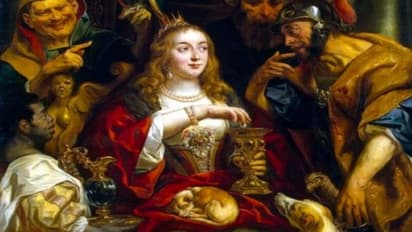 सुंदरता बरकरार रखने के लिए क्लियोपेट्रा नहाती थी इस दूध से, भारत में कीमत है करीब 7000 रुपए प्रति लीटर 