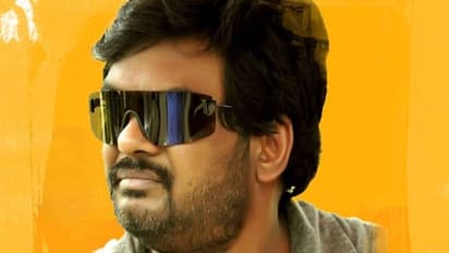 పవన్ కళ్యాణ్ తో సినిమా కోసం పూరీ జగన్నాథ్ ఆడిన ఆ అబద్ధం.. ఇప్పుడు స్టార్ డైరెక్టర్ ను చేసింది