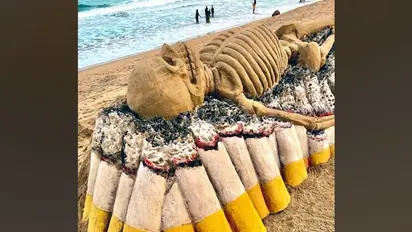 On World No-Tobacco Day, sand art by Sudarsan Pattnaik sends strong message