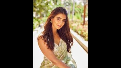 పవన్ కళ్యాణ్ కు షాక్ ఇచ్చిన పూజా హెగ్దే.. అసలు నిజం ఏంటంటే?