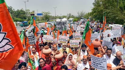 Delhi MCD Election Result 2022:டெல்லி மாநகராட்சித் தேர்தல் ஓட்டு எண்ணிக்கை: பாஜக முன்னிலை! ஆம் ஆத்மி பின்னடைவு