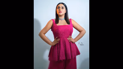  Actress Poorna Engagement  : நடிப்புக்கு டாட்டா சொன்ன பூர்ணா.. திடீர் முடிவால் ஷாக்கான ரசிகர்கள்!