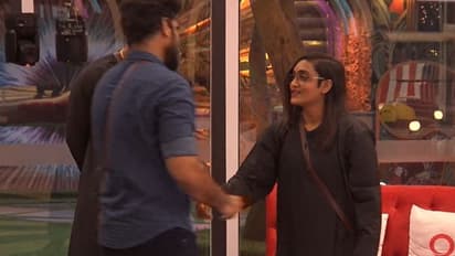 Bigg Boss 4 : 'നീയായ് കളിച്ച് കാണാൻ ആഗ്രഹം'; സീക്രട്ട് റൂമിലേക്കുള്ള യാത്രയിൽ റോബിനോട് ജാസ്മിൻ