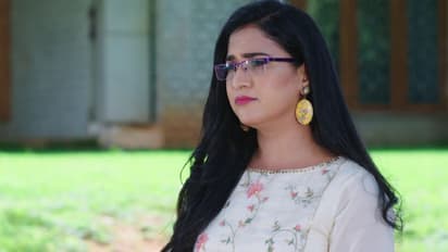 Guppedantha Manasu: వసు బ్రతుకుని అవమానించి మరి బయటకు గెంటేసిన దేవయాని.. ఆమెనే కలవరస్తున్న రిషీ!