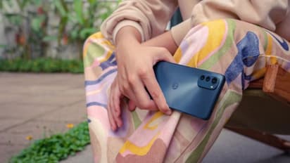 धांसू फीचर्स से लैस Motorola  ने लॉन्च किया Moto E32s स्मार्टफोन, कीमत मात्र 8999 रुपए 