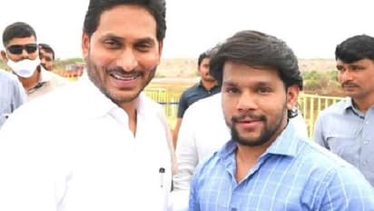 రెండు కాళ్లు విరిచి పారేస్తా .. వైసీపీ ఎంపీటీసీకీ మంత్రి విశ్వరూప్ కుమారుడి వార్నింగ్, ఆడియో వైరల్