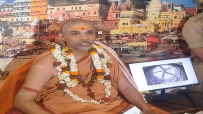 ಗ್ಯಾನವಾಪಿ ಮಸೀದಿ ‘ಶಿವಲಿಂಗ’ ಪೂಜೆಗೆ ಯತ್ನ: ಶ್ರೀಗಳಿಗೆ ಪೊಲೀಸರ ತಡೆ