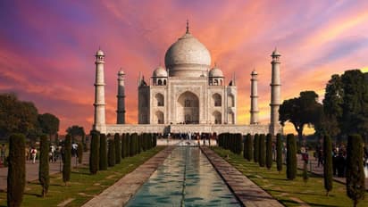 ಸುಂದರವಾದ ತಾಜ್ ಮಹಲ್ ಹಿಂದೆ ಇದೆ ಅಸಹ್ಯ ಜಗತ್ತು: 10 ವರ್ಷದ ಬಾಲಕಿಯ ಟ್ವಿಟ್ ವೈರಲ್