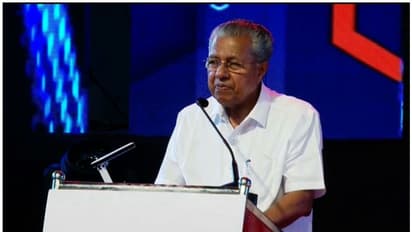 കേന്ദ്രത്തിന് വിമർശനം, സർക്കാർ നേട്ടങ്ങളെണ്ണി പറഞ്ഞ് മുഖ്യമന്ത്രി, പ്രോഗ്രസ് റിപ്പോർട്ട് പ്രകാശനം ചെയ്തു 