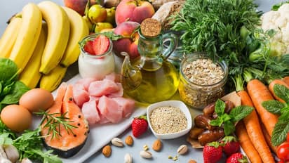 High Blood Pressure : ഈ ഭക്ഷണങ്ങള് നിര്ബന്ധമായും ഡയറ്റില് ഉള്പ്പെടുത്തണം, കാരണം...