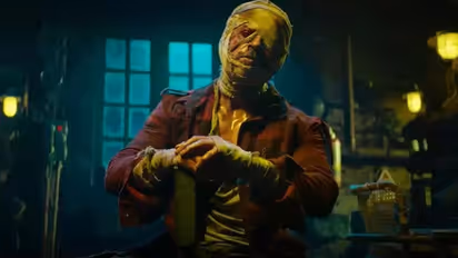 Is Shah Rukh Khan a gangster or agent in Atlee's next? Watch Jawan teaser for answer