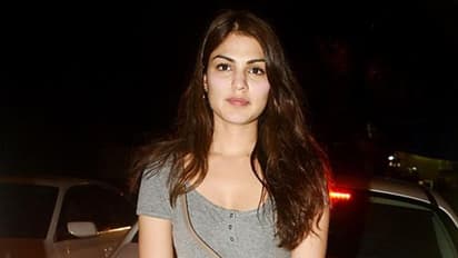 रिया चक्रवर्ती कोर्ट से अनुमति के बाद भी IIFA में नहीं जा रहीं, जानिए आखिर क्यों कहा- मुझे विदेश नहीं जाना