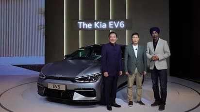 Kia EV6 vs BMW i4: ఈ రెండు ఎలక్ట్రిక్ కార్లలో ఏది కొనడం బెస్ట్ తెలుసుకోండి..