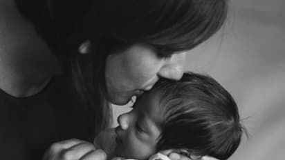  138 ವರ್ಷಗಳಲ್ಲೇ ಮೊದಲ ಬಾರಿ ಕುಟುಂಬದಲ್ಲಿ ಹೆಣ್ಣು ಮಗು ಜನನ :  ಲಕ್ಷ್ಮಿಯ ಆಗಮನಕ್ಕೆ ಕುಣಿದಾಡಿದ ಕುಟುಂಬ