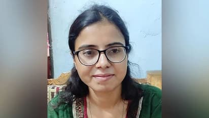 UPSCಯಲ್ಲಿ ಪಾಸ್‌ ಎಂದು ಕಮಿಷನರ್‌ಗೆ ಸಿಹಿ ಹಂಚಿದ ಯುವತಿ, ಸತ್ಯ ತಿಳಿದಾಕೆಗೆ ಶಾಕ್‌!