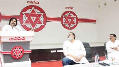 జనసేన విస్తృత స్థాయి సమావేశం .. పొత్తులు, రైతుల ఆత్మహత్యలు, శాంతి భద్రతలపై చర్చ (ఫోటోలు)