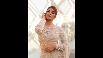 చీరకట్టులో సూడ సక్కగా ప్రభాస్ బ్యూటీ జాక్వెలిన్.. సూపర్ పోజులతో అట్రాక్ట్ చేస్తున్నబాలీవుడ్ భామా