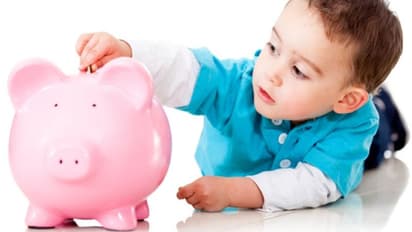 കുട്ടികളെ പണം സൂക്ഷിക്കാൻ പഠിപ്പിക്കുന്നതെങ്ങനെ ? സമ്പാദ്യ ശീലം വളര്ത്താന് അറിയാം ഈ 5 കാര്യങ്ങൾ