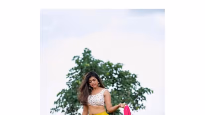 హైపర్ ఆదికి నటి క్లీన్ బౌల్డ్.. లవ్ ప్రపోజ్ చేసిన యంగ్ బ్యూటీ.. దెబ్బకి మైండ్ బ్లాక్